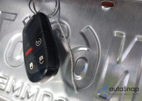 2023 Jeep Renegade Upland 4X4 из США, поврежденный, VIN ZACNJDB11PPP64019